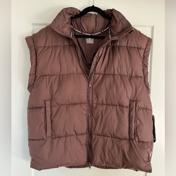 Free People In A Bubble Puffer Vest size Medium Cocoa Brown - Picture 8 of 10